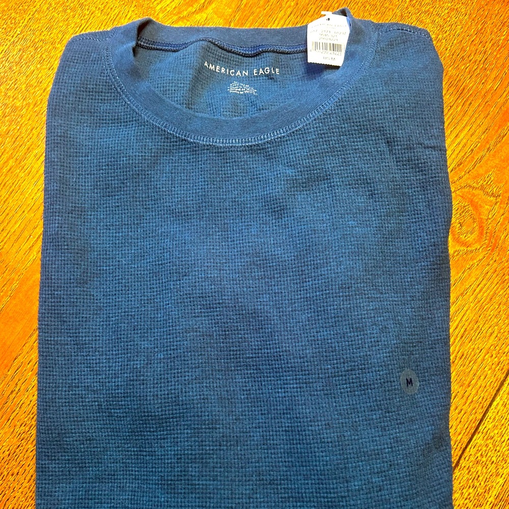 American Eagle Men's Long Sleeve Waffle Weave Tee - Medium (NWT)
